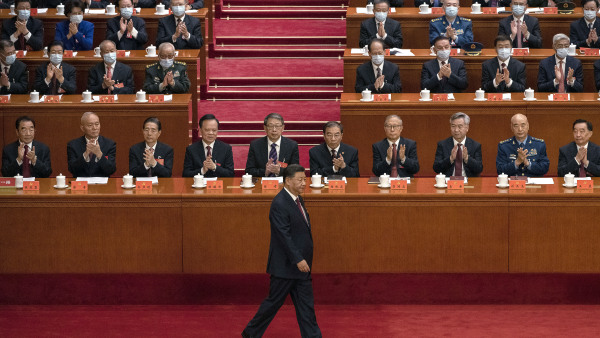 2022年10月16日，习近平在北京大会堂举行的中共二十大开幕式上讲话。