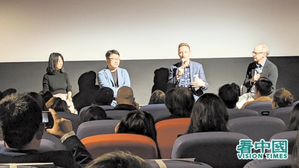 影片放映結束後，導演羅夫塔斯和大雄與觀眾見面，回答觀眾提問。（看中國攝影）