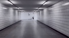 被人为发酵北京天橋地鐵地下通道統統設崗(組圖)