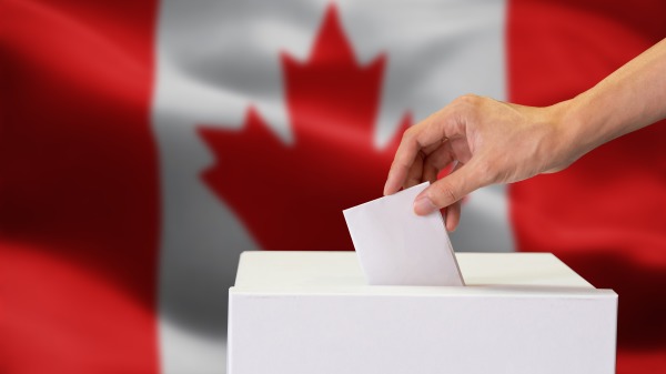 2022年12月26日的一項民調顯示，近一半加拿大人希望2023年舉行聯邦大選。（Adobe Stock）