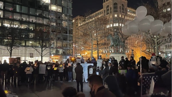 海外華人學子在華盛頓自由廣場集會示威3(16:9)