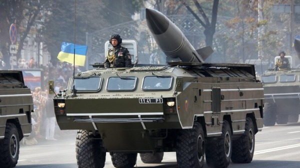 乌克兰的Tochka-U战术弹道导弹在2008年的基辅阅兵中。