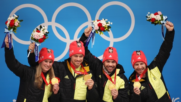 德国女运动员盖森伯格上周在北京冬奥女子单人雪橇项目夺金，不仅顺利完成冬奥3连霸，还在团队接力摘下金牌