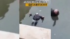 江蘇人插隊篩檢被丟河裡視頻瘋傳防疫員說話了(視頻圖)