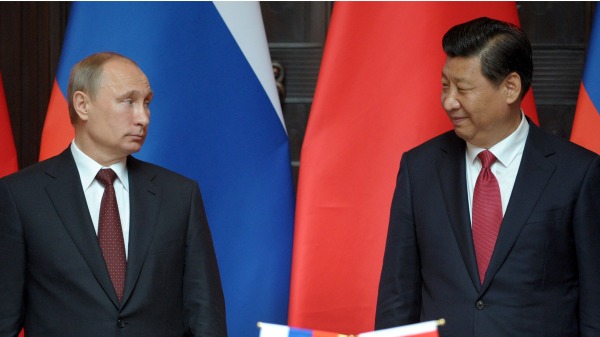 中国国家主席习近平（右）和俄罗斯总统普京（左）