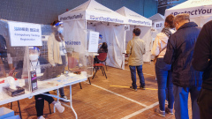 誰在製造恐慌清零是牢控社會的大練兵(圖)