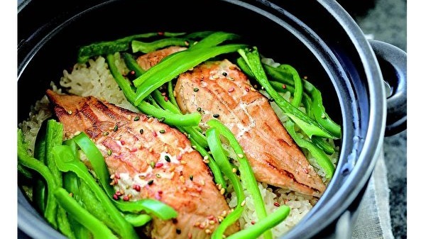 鮭魚鍋飯