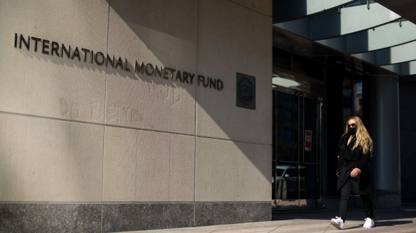 國際貨幣基金組織（IMF）稱若是戰爭長期不結束的話，烏克蘭經濟或將崩潰。