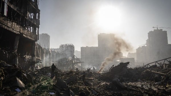 2022年3月21日，俄羅斯炮擊烏克蘭基輔Retroville購物中心，造成8人死亡。