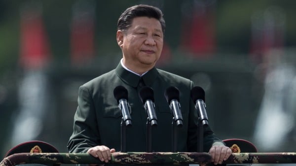 2017年6月30日，中共军委主席习近平在香港军营视察。(图片来源：DALE DE LA REY/AFP via Getty Images）
