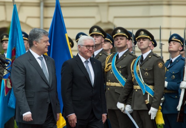 施泰因迈尔与乌克兰总统彼得·波罗申科