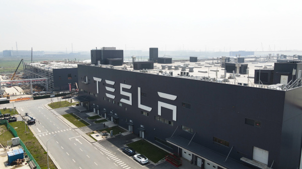 Tesla 特斯拉上海工厂