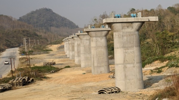 连接中国和老挝的第一条铁路线，这是北京在琅勃拉邦跨越湄公河的“一带一路”专案的关键部分。