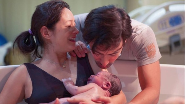 女星Janet谢怡芬和丈夫George将经历难以自然怀孕、流产、试管婴儿疗程等种种试炼，制作成横跨5年的纪录片“心跳：生命奇迹”。