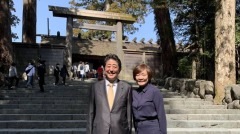 夫人昭惠抵醫院8分鐘安倍宣告不治網淚「在等她」(圖)