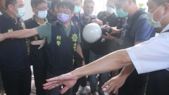 台南殉职2警员解剖验尸各身中17刀及38刀(图)