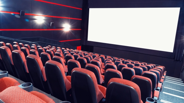 為何戲院或劇院椅子大多是紅色的呢？
