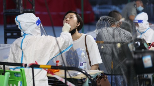 贵州省贵阳市新冠疫情爆发，近期在贵阳、贵安继续开展全域核酸检测。示意图（图片来源： Getty Images）