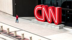 CNN开始批拜登疑似向右转自己不承认(图)