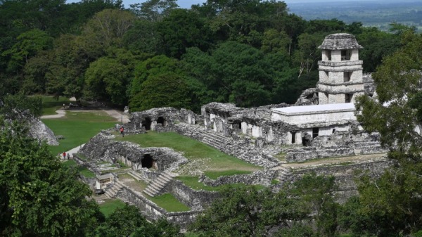 2020年1月14日，墨西哥恰帕斯州帕伦克考古遗址的铭文神庙景观。这座神庙是 B' 王国首都拉卡姆哈古城中最高、最重要的建筑属于玛雅文化的aakal。