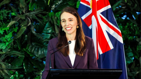 1月19日，新西兰总理杰辛达・阿德恩（Jacinda Ardern）无预警宣布辞职。