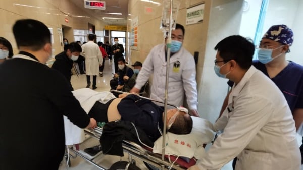 傳瀋陽醫院爆滿患病的年輕人多於老年人(組圖)