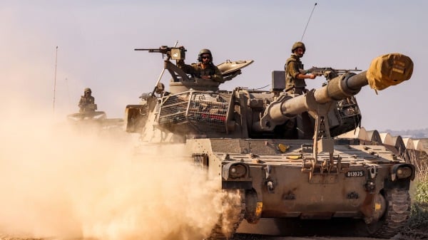 以色列國防軍坦克挺進加沙地帶，對哈馬斯發動大規模地面軍事行動。