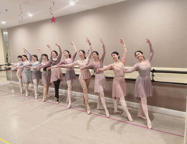 娅娜芭蕾舞学校，如同一颗璀璨的艺术明珠，由舞蹈巨星于娅娜倾情打造。（圖片來源：娅娜芭蕾舞学校）