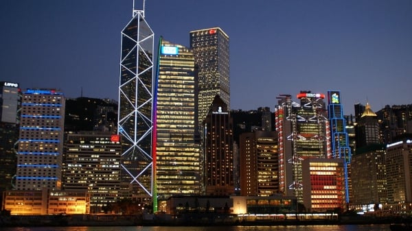 图为香港中环临海甲级写字楼区。（图片来源：图片来源：Hankt /wikimedia CC BY 3.0）