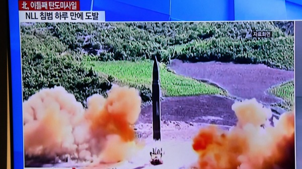 朝鮮發射彈道導彈示意圖