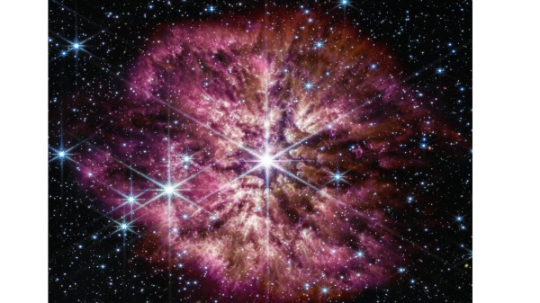 3月14日，NASA公布了一张垂死恒星的震撼照片。（NASA）