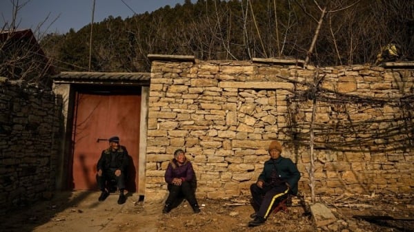 中國廣大農村裡沒有醫療保障的老人們