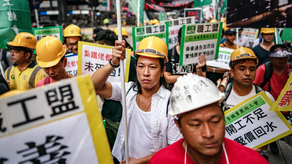 香港历年都有举行五一劳动节游行，呼吁社会关注劳工权益。图为2019年香港五一劳动节游行。（图片来源：Getty Images）