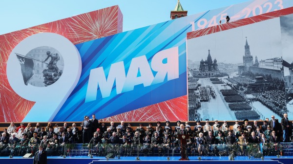 2023年5月9日，俄羅斯總統普京在莫斯科市中心紅場舉行的勝利日閱兵式上發表講話。