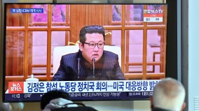 金正恩发出粮食警告朝鲜承认测试新巡航导弹(图)