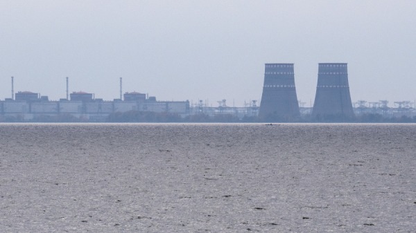 扎波羅熱( Zaporizhzhia 核電站是歐洲最大的核電站，目前由俄羅斯佔領軍持有，照片於2022年10月29日在烏克蘭第聶伯羅彼得羅夫斯克州的普里德尼普羅夫斯克拍攝。