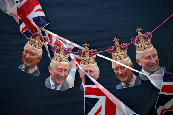 5月5日，倫敦街頭開始慶祝國王查爾斯三世加冕。