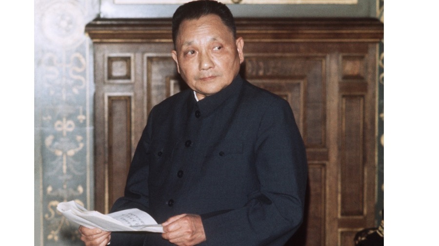 蔣經國總統與對岸的領導人鄧小平都曾是蘇聯莫斯科中山大學的學生。