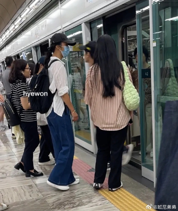 湯唯韓國坐地鐵被偶遇