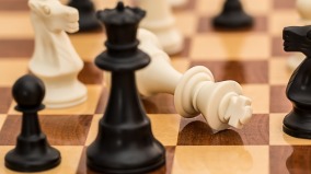 國際象棋聯合會禁止跨性別參加女子賽事(圖)