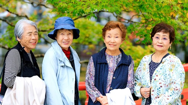 日本老人快樂出遊