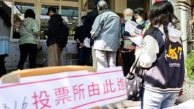 臺灣人通過自由投票擺脫中國的威脅(圖)