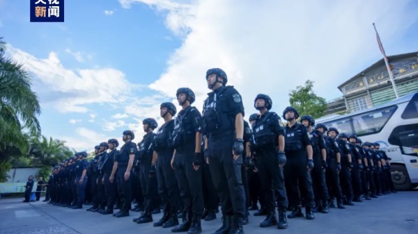 新疆 警察 中共 酷刑