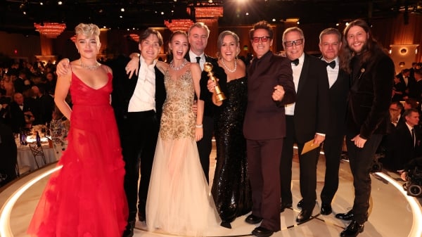 《奥本海默》在第81届金球奖颁奖典礼上荣获剧情类最佳影片奖。2024 年1 月7 日，加州比佛利山庄的比佛利希尔顿饭店。
