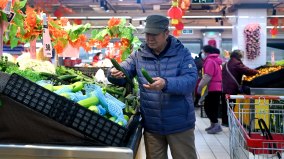 中國年關將至東西卻都賣不動了……(圖)