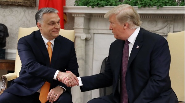 美国总统特朗普（Donald Trump）和匈牙利总理欧尔班（Viktor Orbán）