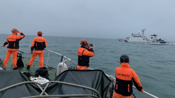 1名中国渔民14日在距北竿三连屿东侧约3里处（限制 水域外2.2里）落海，马祖海巡队15日凌晨获报后前往协寻