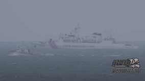 影片直击台湾海巡艇与4艘中共海警船并行(图)