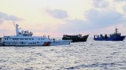 南中国海撞船事件菲指控中国海警登船夺武器(图)