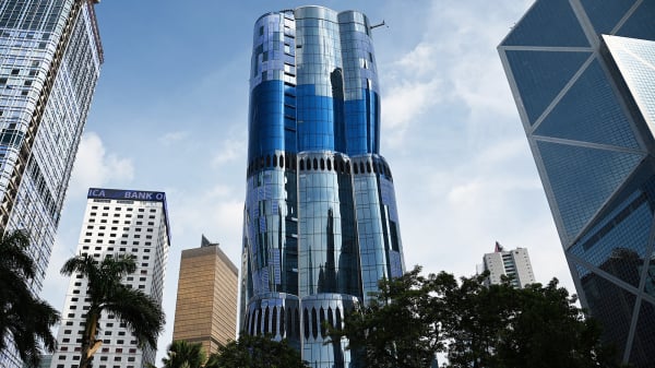 香港商業寫字樓市場長期處於低迷狀況，甲級商廈有九成空置。圖為香港中環。（圖片來源：Getty Images）